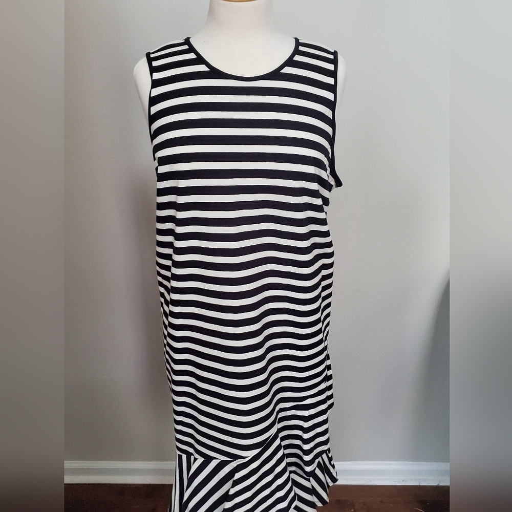 LAUREN RALPH LAUREN STRIPED RUFFLED DRESS - Picture 6 of 7